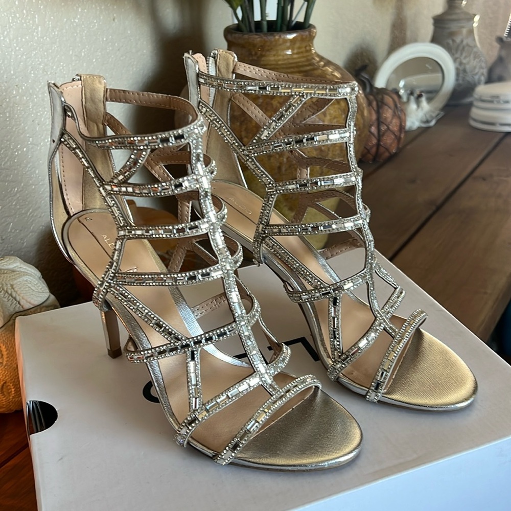 Womens heels